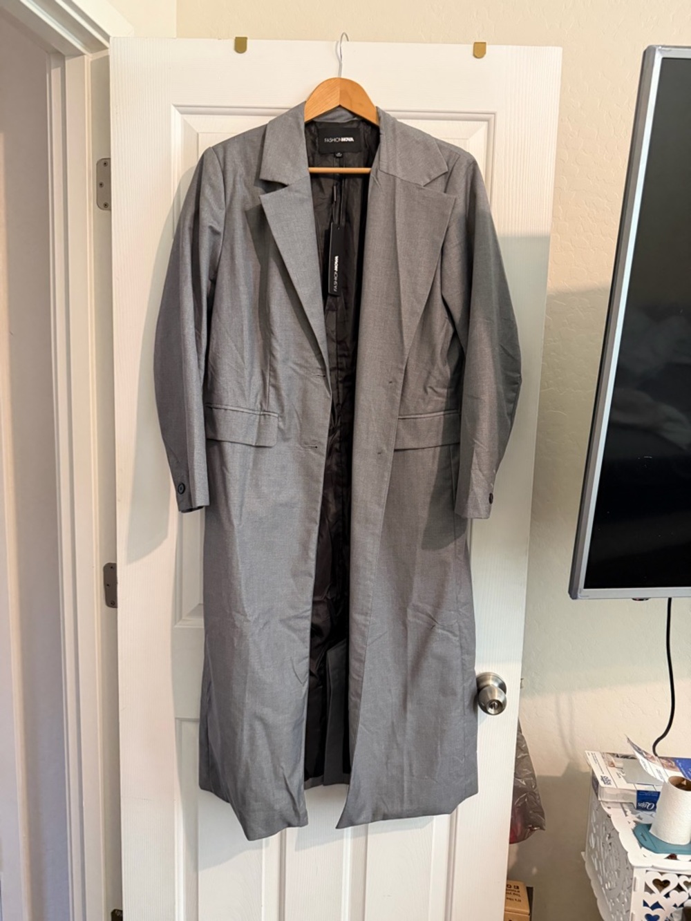 Fashion Nova WoMen’s Gray Single-Breasted Trench Coat